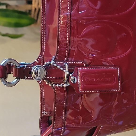 COACH red signature embossed leather satchel bag - Picture 2 of 11